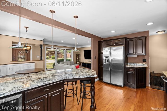 8908 Birkhill Drive, Sterling Heights, MI 48314