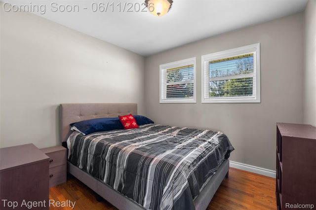 8908 Birkhill Drive, Sterling Heights, MI 48314