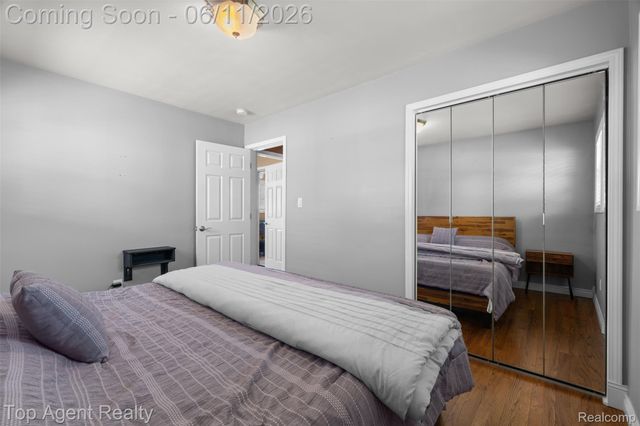 8908 Birkhill Drive, Sterling Heights, MI 48314