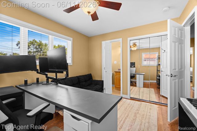 8908 Birkhill Drive, Sterling Heights, MI 48314