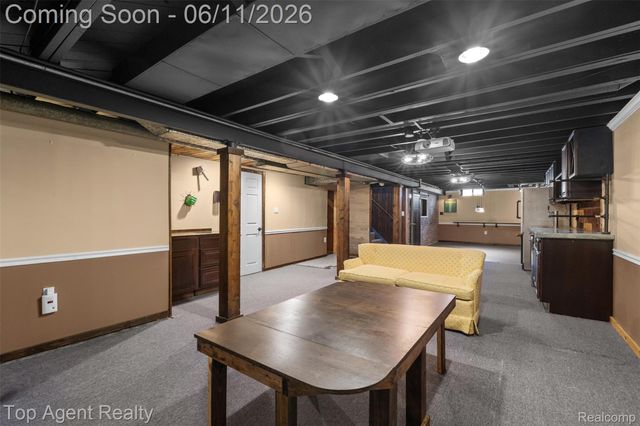 8908 Birkhill Drive, Sterling Heights, MI 48314