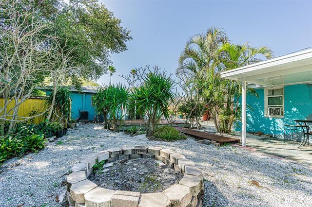 1024 APACHE TRAIL, Clearwater, FL 33755