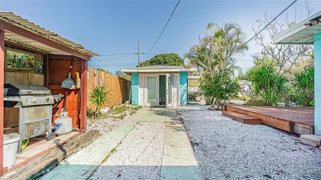 1024 APACHE TRAIL, Clearwater, FL 33755