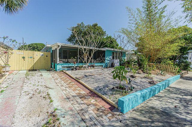 1024 APACHE TRAIL, Clearwater, FL 33755