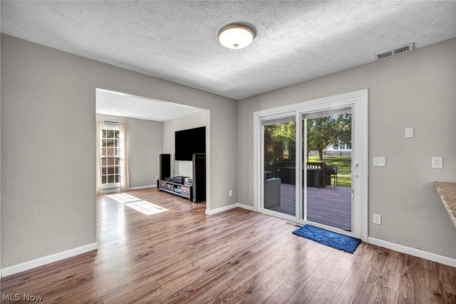 150 W Greenwich Road, Seville, OH 44273