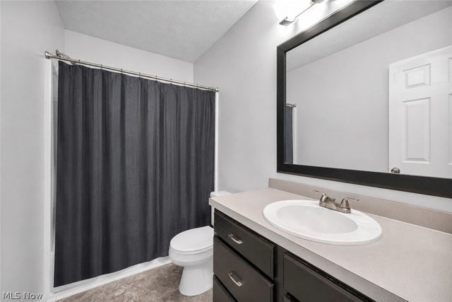 150 W Greenwich Road, Seville, OH 44273