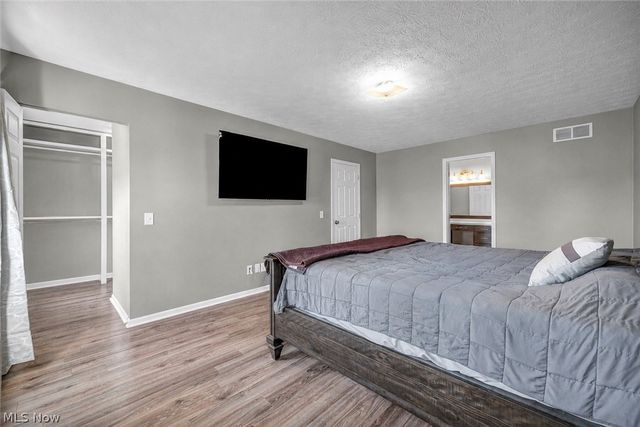 150 W Greenwich Road, Seville, OH 44273