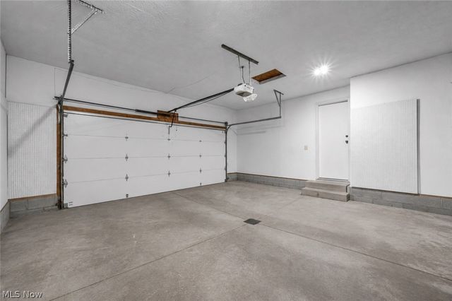 150 W Greenwich Road, Seville, OH 44273