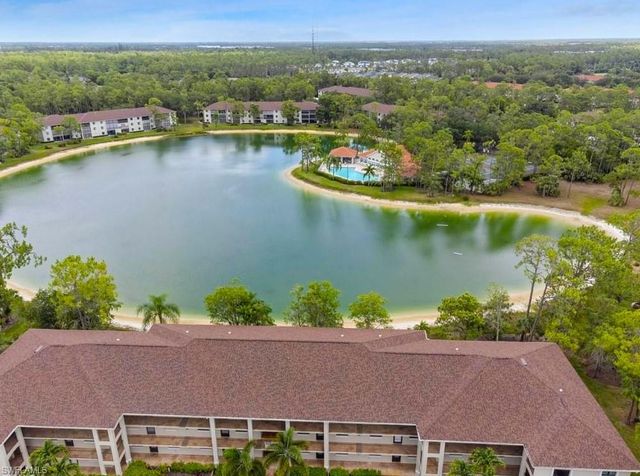 5716 Deauville CIR # I205, Naples, FL 34112