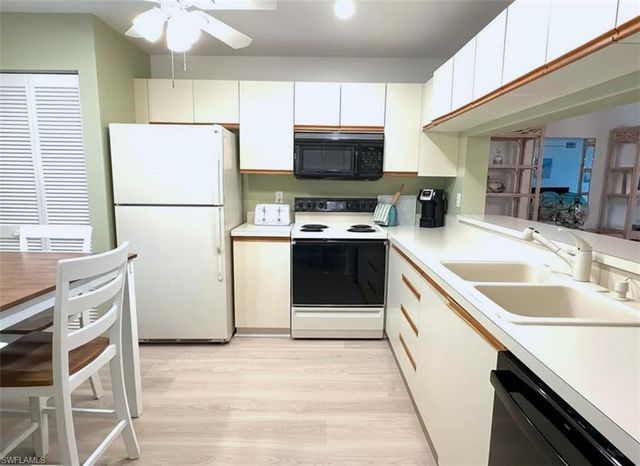 5716 Deauville CIR # I205, Naples, FL 34112