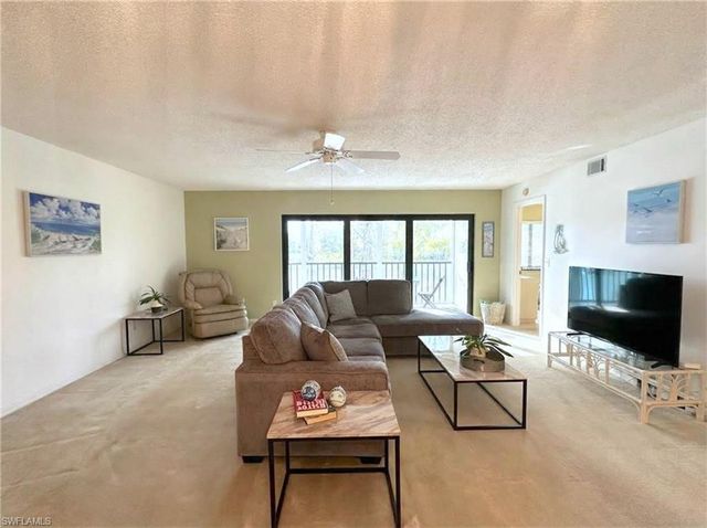 5716 Deauville CIR # I205, Naples, FL 34112