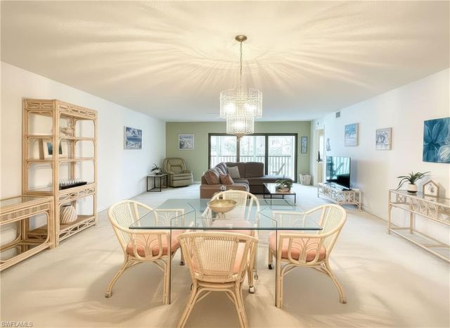 5716 Deauville CIR # I205, Naples, FL 34112