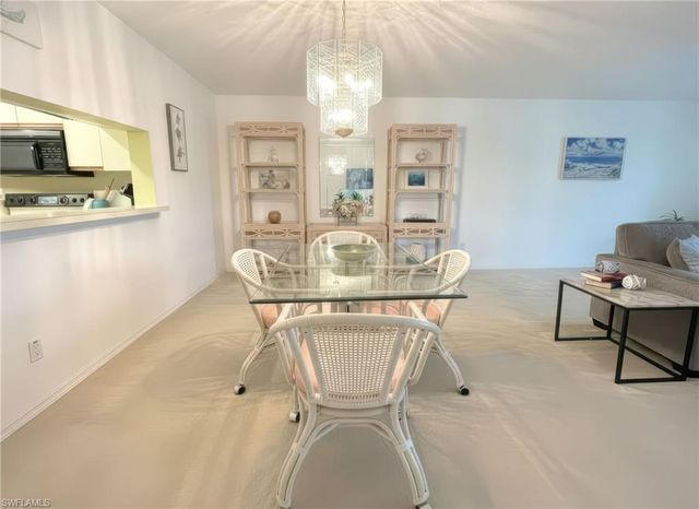 5716 Deauville CIR # I205, Naples, FL 34112