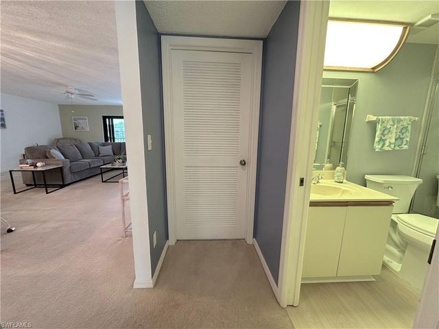 5716 Deauville CIR # I205, Naples, FL 34112