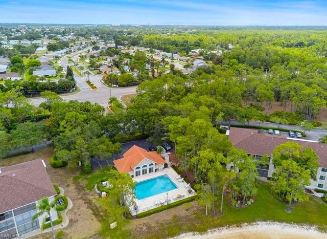 5716 Deauville CIR # I205, Naples, FL 34112