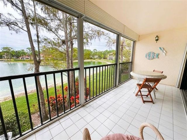 5716 Deauville CIR # I205, Naples, FL 34112