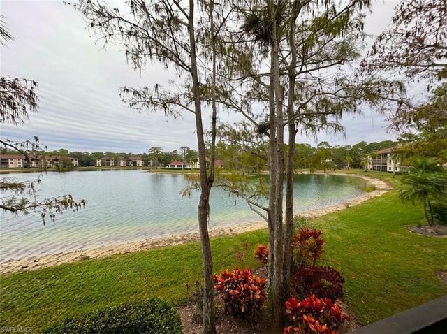 5716 Deauville CIR # I205, Naples, FL 34112