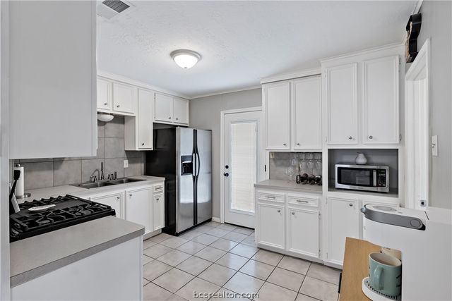 804 East 32nd Street, Bryan, TX 77803