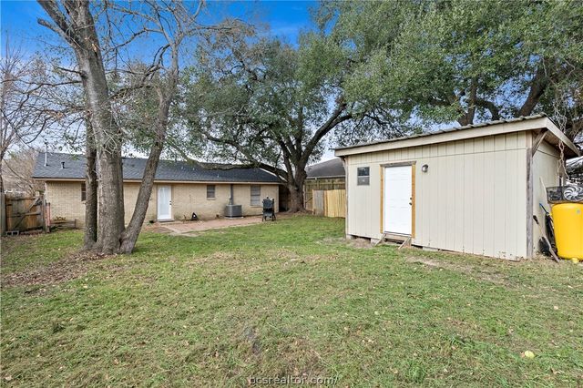 804 East 32nd Street, Bryan, TX 77803