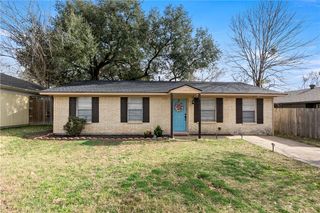 804 East 32nd Street, Bryan, TX 77803