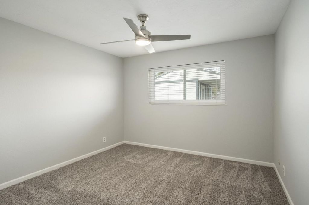 Image 21 of property listing at 638 E Browning Avenue, Fresno, CA 93710