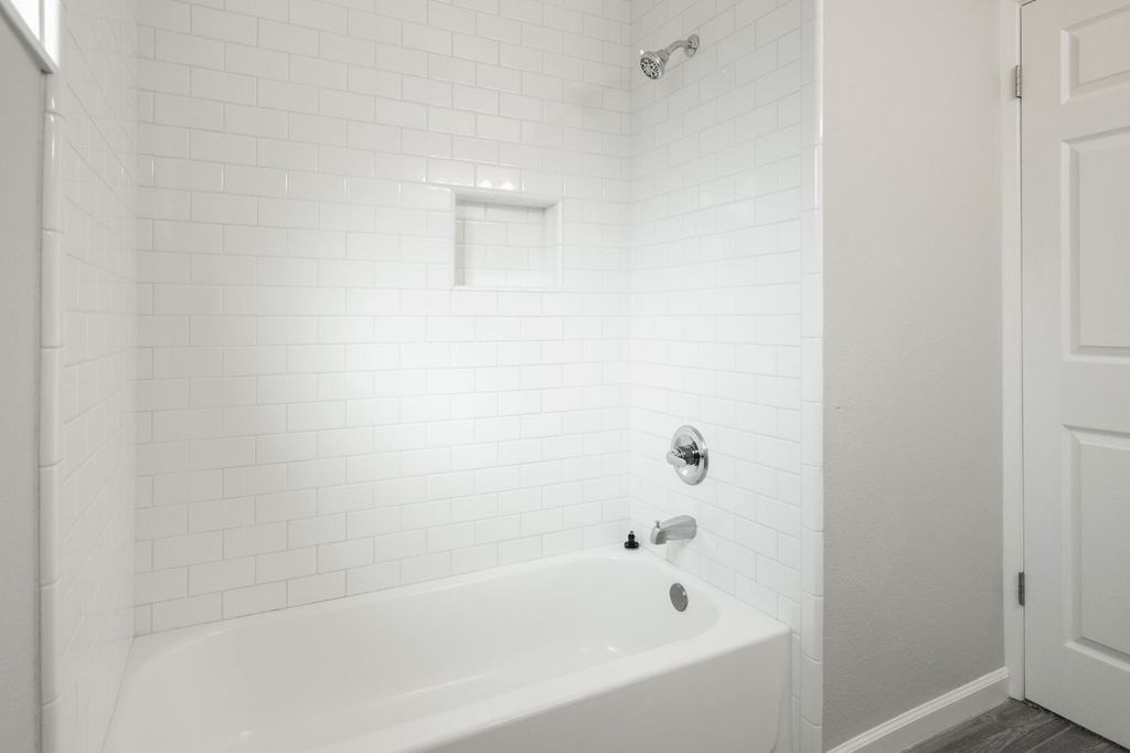 Image 23 of property listing at 638 E Browning Avenue, Fresno, CA 93710