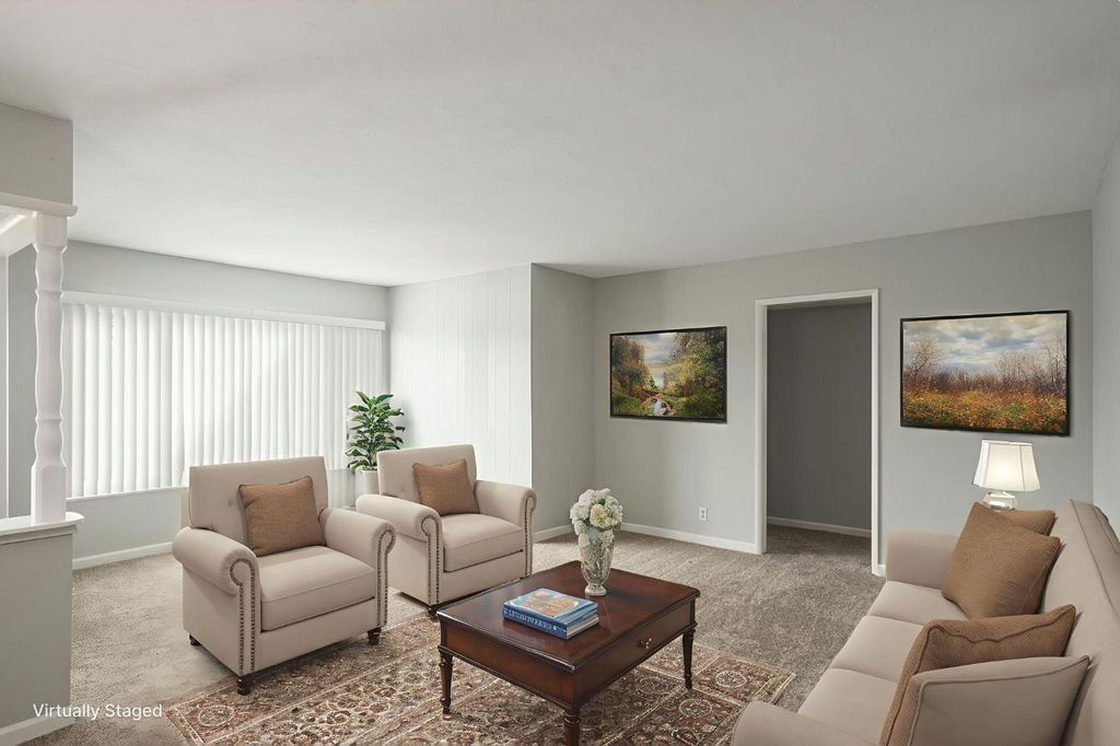 Image 7 of property listing at 638 E Browning Avenue, Fresno, CA 93710