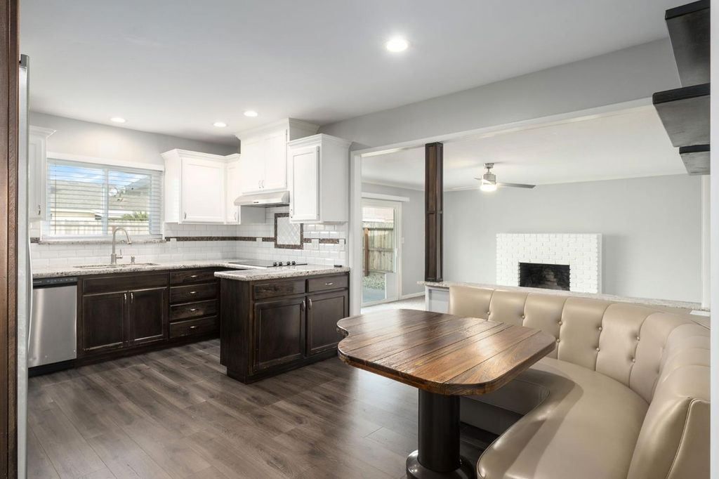 Image 8 of property listing at 638 E Browning Avenue, Fresno, CA 93710