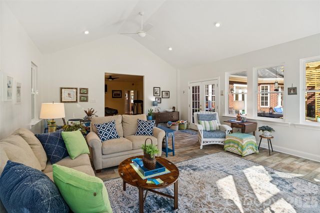1701 South Point Road, Belmont, NC 28012