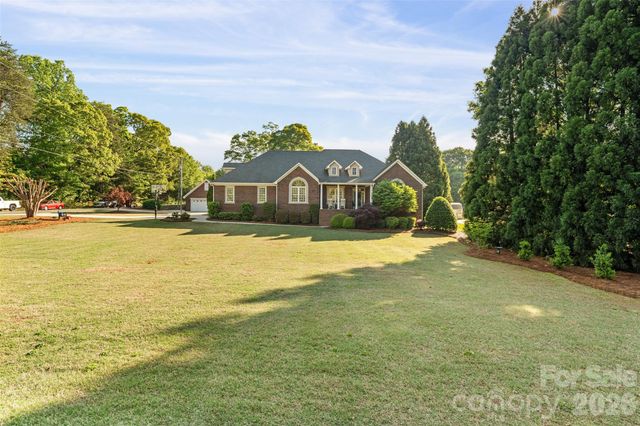 1701 South Point Road, Belmont, NC 28012