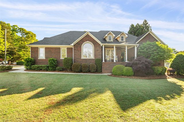 1701 South Point Road, Belmont, NC 28012