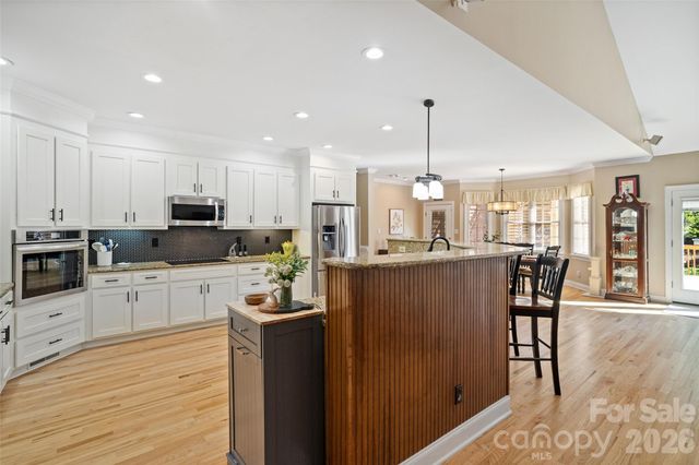 1701 South Point Road, Belmont, NC 28012