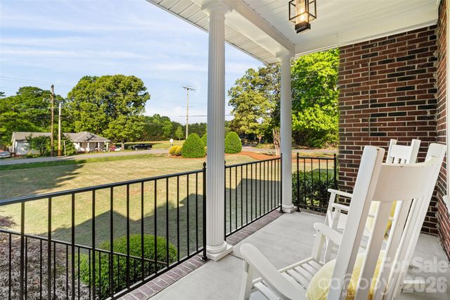 1701 South Point Road, Belmont, NC 28012