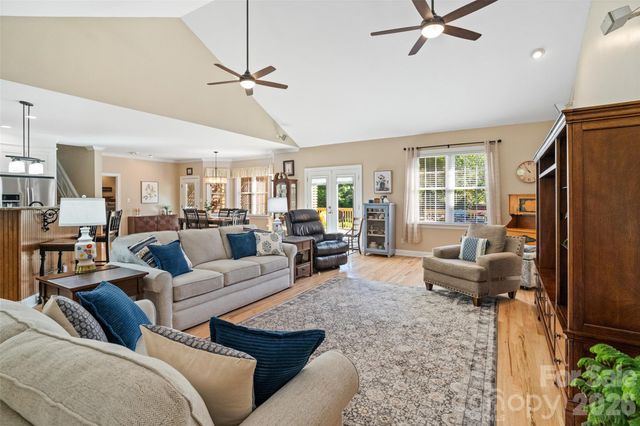 1701 South Point Road, Belmont, NC 28012