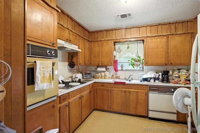 201 Main, Soper, OK 74759