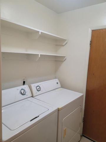 679 W Bullard Avenue, Fresno, CA 93704