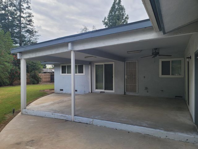 679 W Bullard Avenue, Fresno, CA 93704