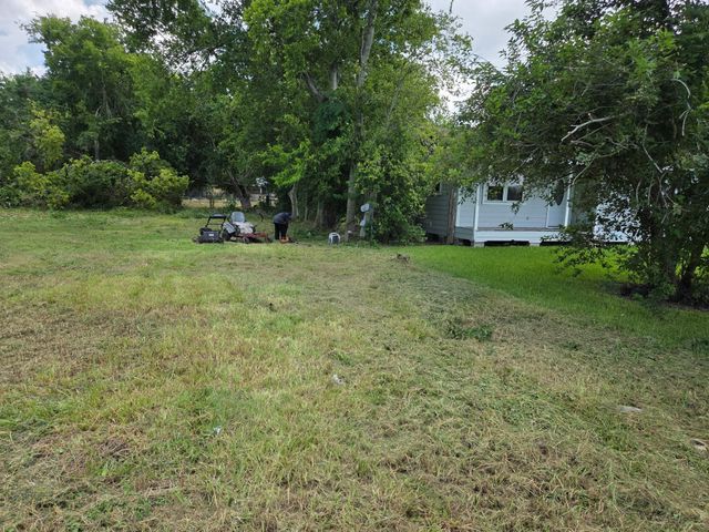 1315 Staffordshire Road, Stafford, TX 77477