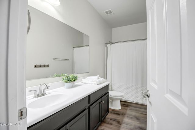 3719 W LANHAM Drive, New River, AZ 85087