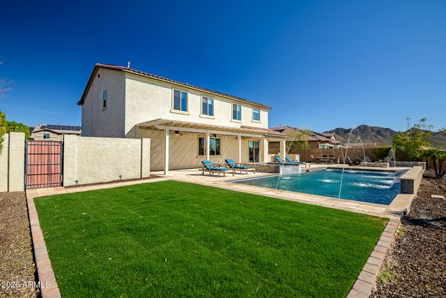 3719 W LANHAM Drive, New River, AZ 85087