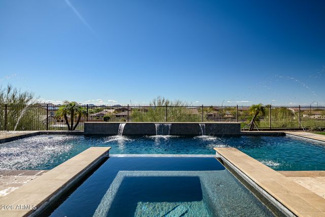 3719 W LANHAM Drive, New River, AZ 85087