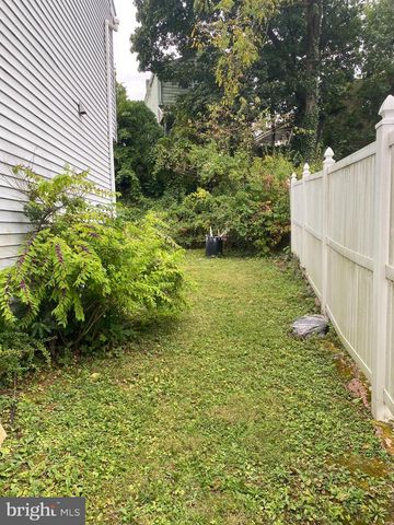 2424 PERKIOMEN AVE, Reading, PA 19606