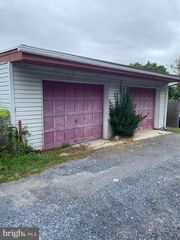 2424 PERKIOMEN AVE, Reading, PA 19606