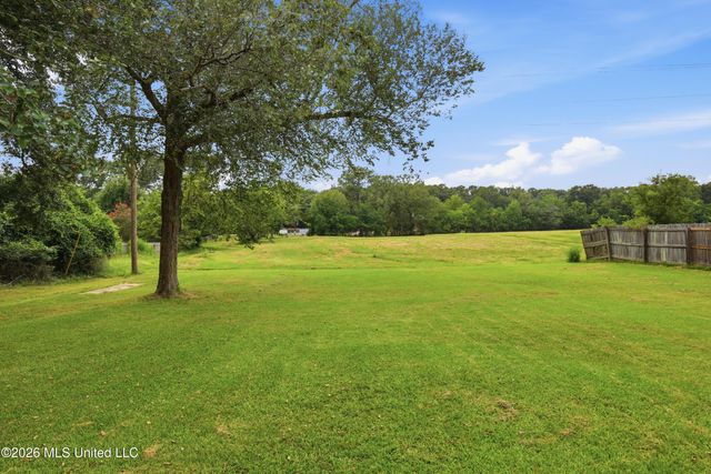 101 N Place Drive, Madison, MS 39110