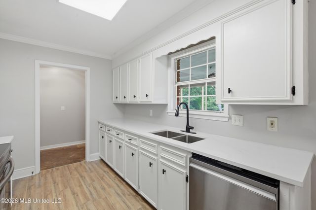 101 N Place Drive, Madison, MS 39110