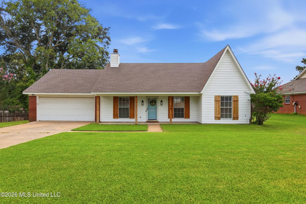 101 N Place Drive, Madison, MS 39110
