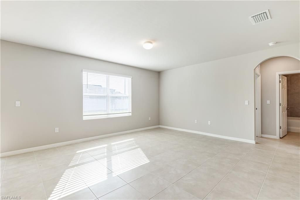 1401 5th PL, CAPE CORAL, FL 33909 — photo 4