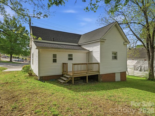 158 NW Academy Street, Concord, NC 28025