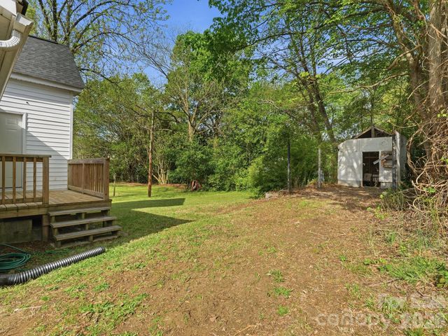 158 NW Academy Street, Concord, NC 28025