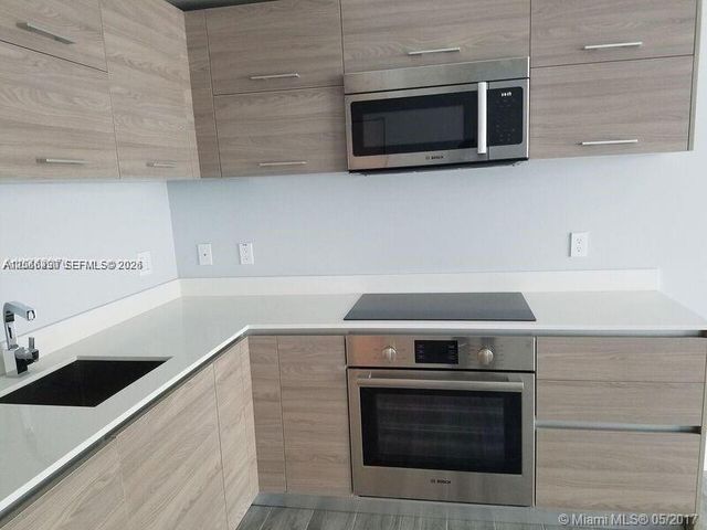 1300 S Miami Avenue 4308, Miami, FL 33130